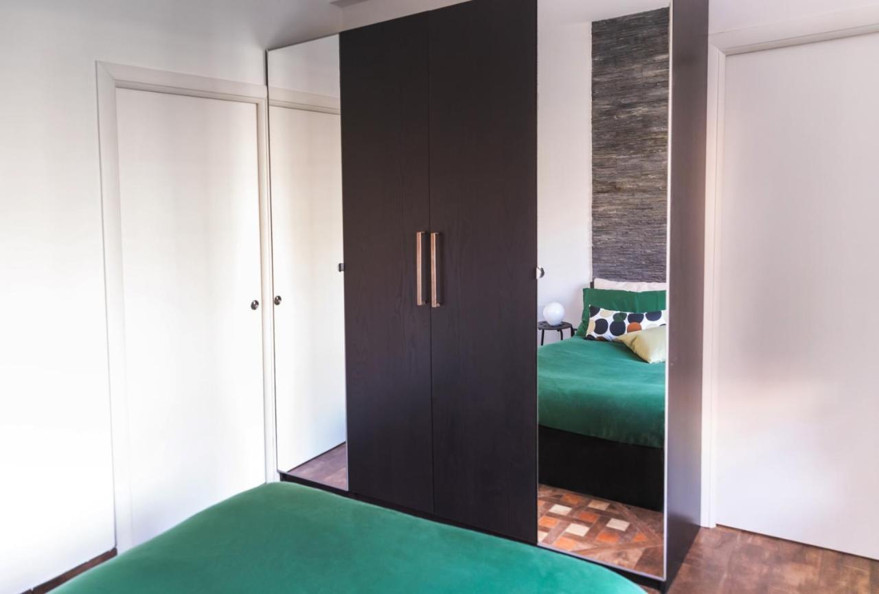 Seaside House, Free Parking On The